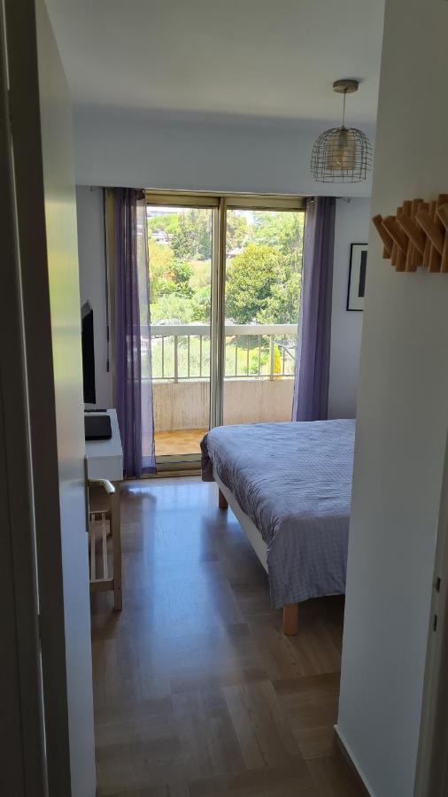 2P Entierement Climatise I Bien Insonorise I Wifi I A 300 M De La Mer I Restaurants Commerces Et Transports A 5Mn A Pied I Ideal 2 Personnes I Possibilite 4 Avec Canape Lit De Qualite I Tres Belle Douche Кан сюр Мер Екстериор снимка